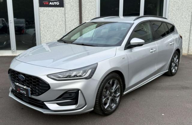 FORD Focus  Elettrica-Benzina 2025