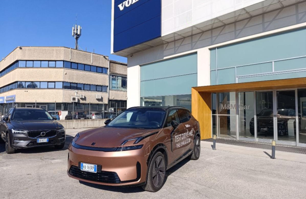 Lynk and co 08  Elettrica-Benzina 2025