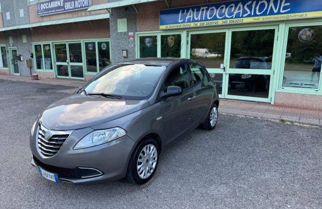 LANCIA Ypsilon 1.2 69 CV 5p. SeS Platinum Benzina 2011