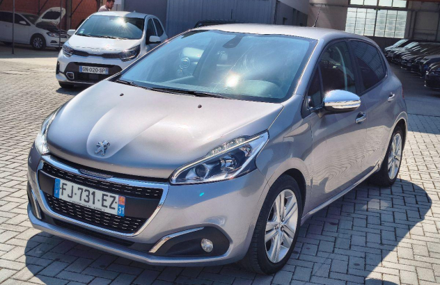 PEUGEOT 208 PureTech 82 5p. Touch Benzina 2019