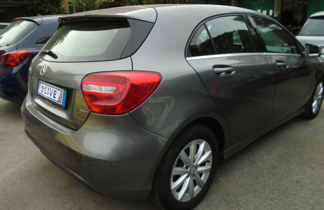 MERCEDES Classe A  Benzina 2012