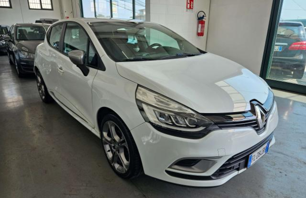 RENAULT Clio  Benzina 2017