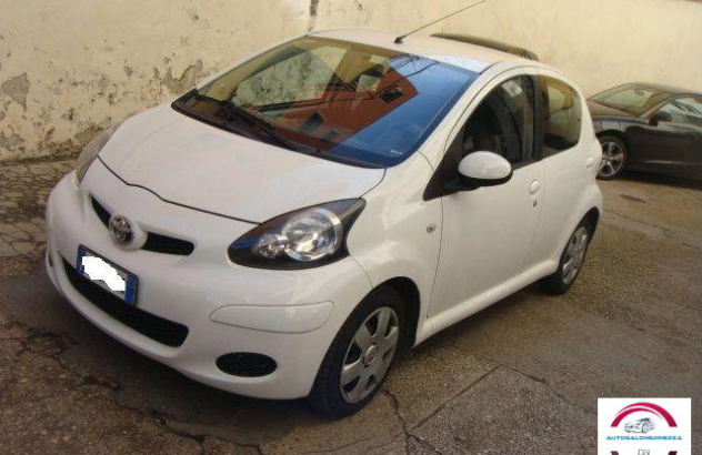 TOYOTA Aygo 1.0 12V VVT-i 5p. Lounge Benzina 2012