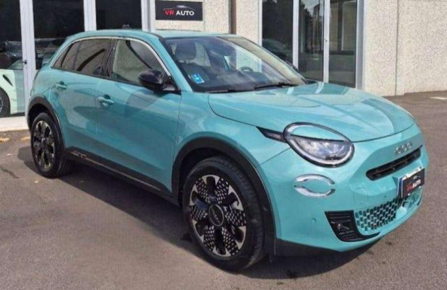FIAT 600  Elettrica-Benzina 2025