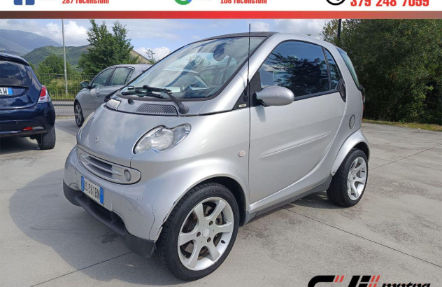 SMART Fortwo 700 coupé pure Benzina 2006