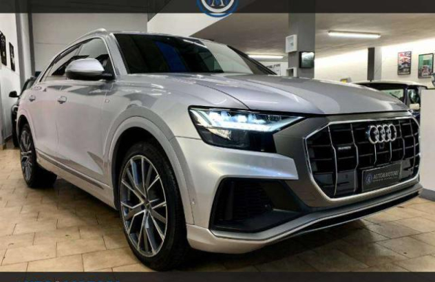 AUDI Q8  Elettrica-Benzina 2021