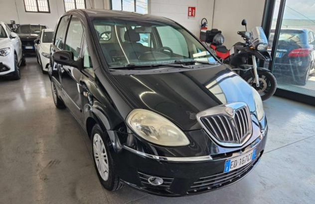 LANCIA Musa  Benzina 2010