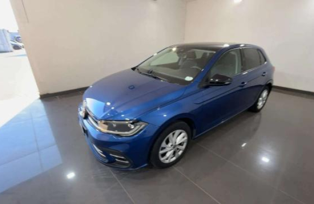 VOLKSWAGEN Polo  Benzina 2022