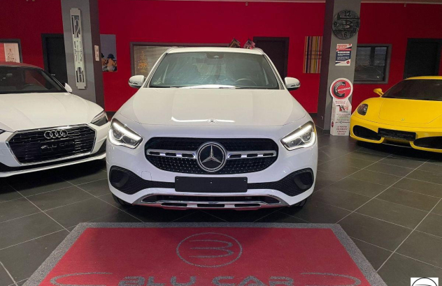 MERCEDES Classe GLA 200 d Automatic Sport  2023