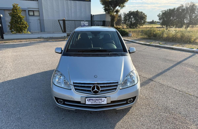 MERCEDES Classe A 160 BlueEFFICIENCY Executive Benzina 2011
