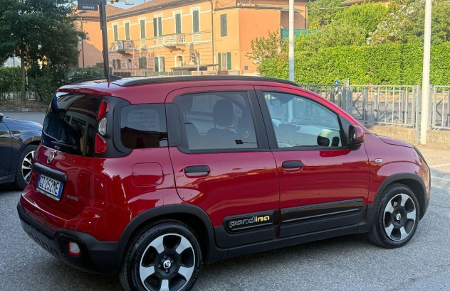 FIAT Panda 1.0 FireFly SeS Hybrid Pandina Elettrica-Benzina 2025