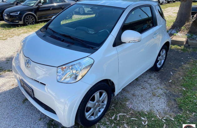 TOYOTA iQ 1.0 Benzina 2009