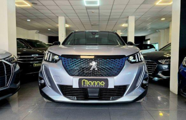 PEUGEOT 2008 2008 BlueHDi 130 SeS EAT8 GT Pack Diesel 2021