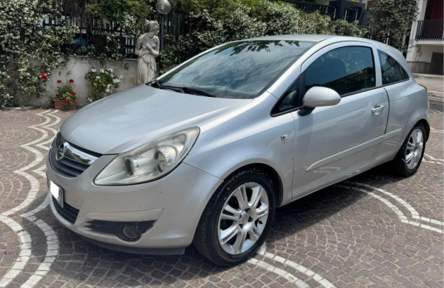 OPEL Corsa 1.0 12V 3 porte Enjoy GPL 2007