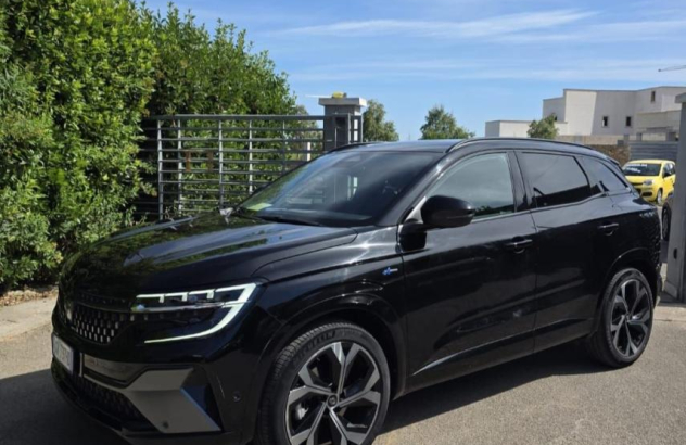 RENAULT Austral  Elettrica-Benzina 2024