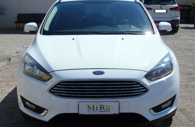 FORD Focus 1.5 TDCi 120 CV SeS Titanium Bus. Diesel 2018