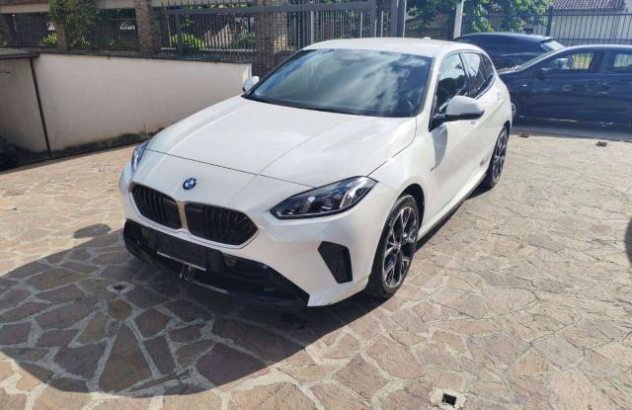 BMW Serie 1  Elettrica-Diesel 2025