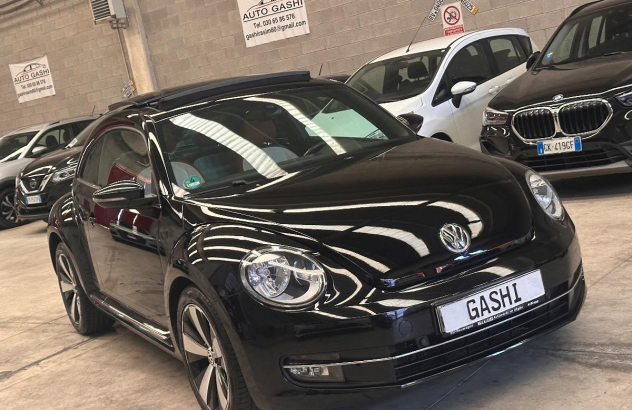 VOLKSWAGEN New Beetle  Benzina 2014