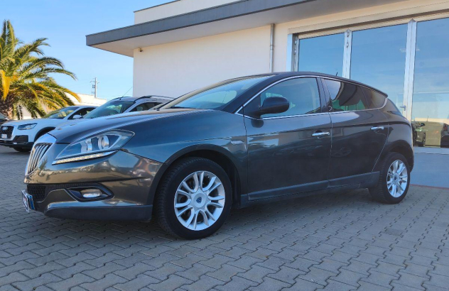 LANCIA Delta 1.6 MJT DPF Platino Diesel 2010