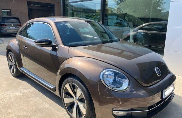 VOLKSWAGEN Maggiolino 2.0 TDI Design BMT Diesel 2015