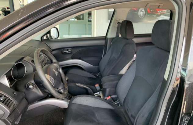 MITSUBISHI Outlander 2.0 DI-D Instyle 7 p.ti DPF Diesel 2007
