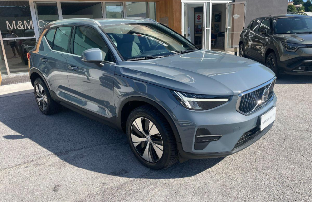 VOLVO XC40 T4 Recharge automatico Core Elettrica-Benzina 2023