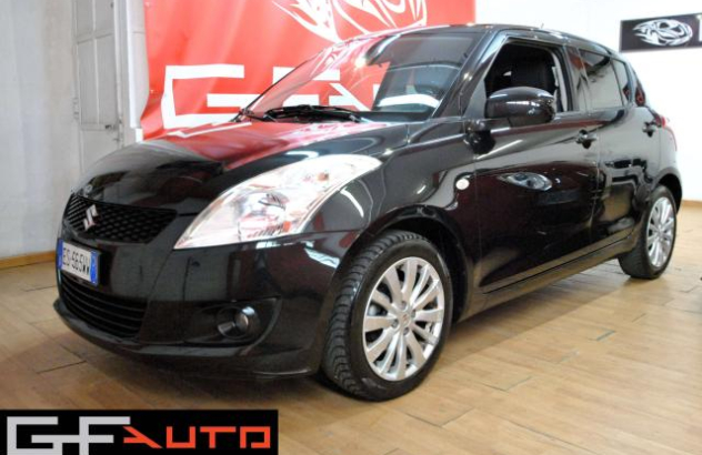 SUZUKI Swift  Benzina 2013