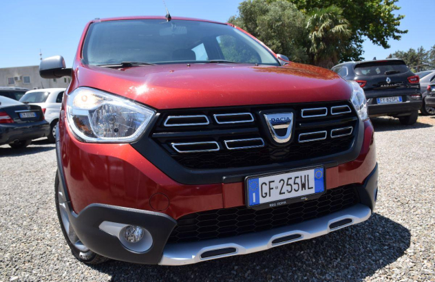 DACIA Lodgy Stepway 1.5 Blue dCi 8V 115 CV 7 posti Diesel 2021