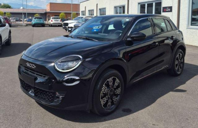 FIAT 600  Elettrica-Benzina 2025