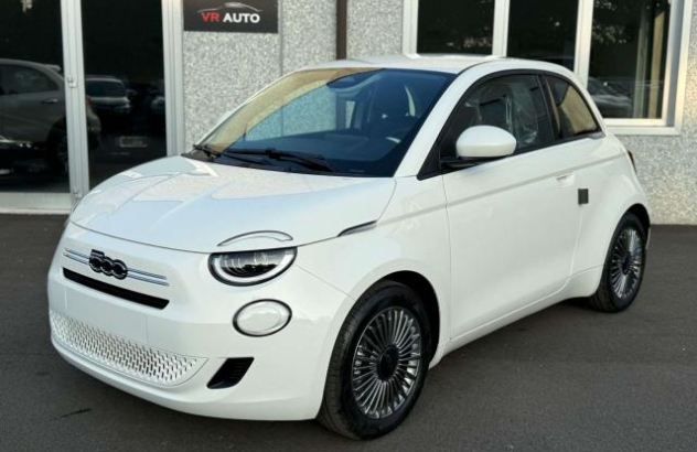 FIAT 500  Elettrica-Benzina 2026