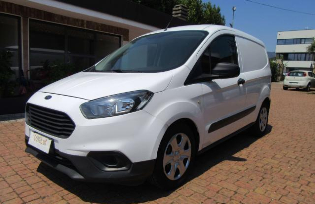 FORD Transit Courier  Diesel 2020