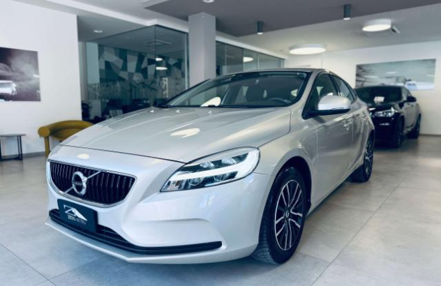 VOLVO V40  Diesel 2019