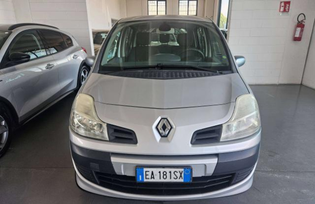 RENAULT Modus  Benzina 2010