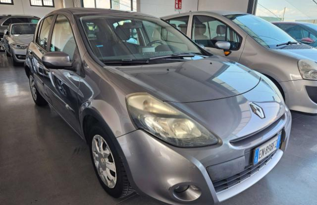 RENAULT Clio  Diesel 2012