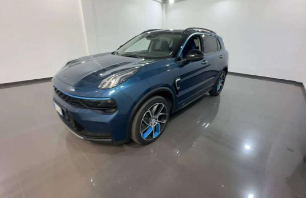 Lynk and co 01  Elettrica-Benzina 2022