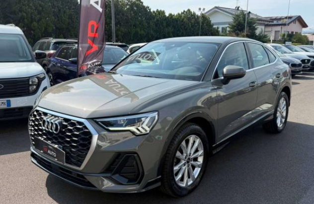 AUDI Q3  Diesel 2023