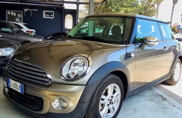MINI Mini 1.6 16V One Diesel 2012