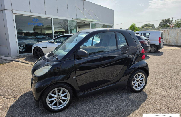 SMART Fortwo 1000 52 kW MHD coupé pure Benzina 2009
