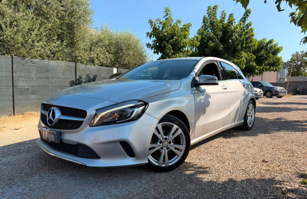 MERCEDES Classe A A 180 d Automatic Sport Diesel 2016