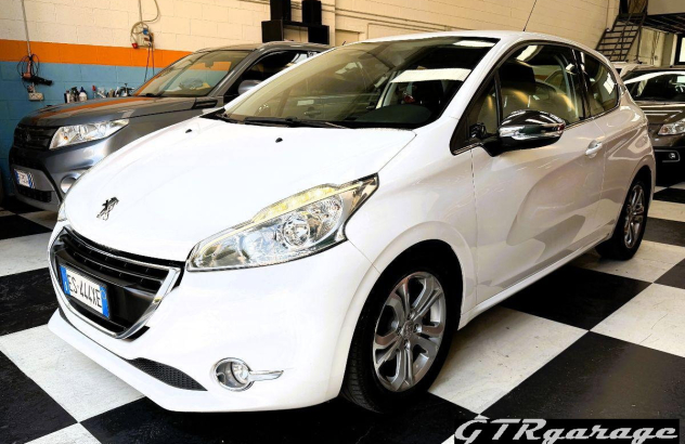PEUGEOT 208 1.6 e-HDi 92 CV SeS 3p. Allure Diesel 2013
