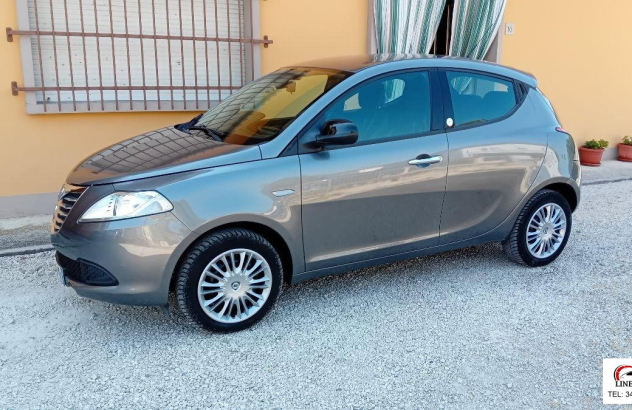 LANCIA Ypsilon  GPL 2013