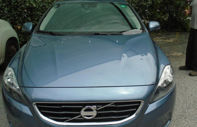 VOLVO V40  Diesel 2014