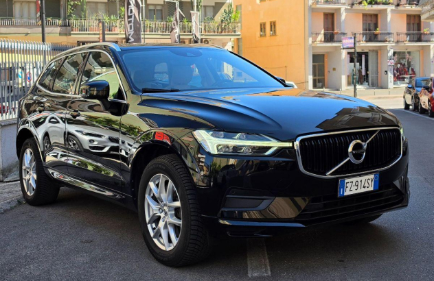 VOLVO XC60 B4 (d) Geartronic Momentum  2019