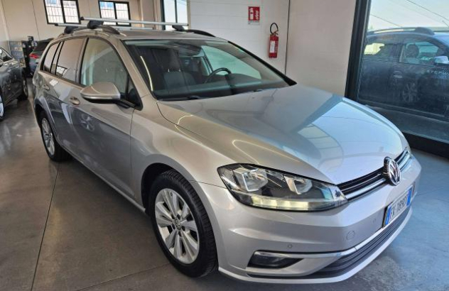 VOLKSWAGEN Golf Variant  Diesel 2017