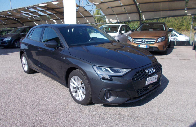 AUDI A3 Sportback SPB 35 TDI S tronic Identity Black  2022