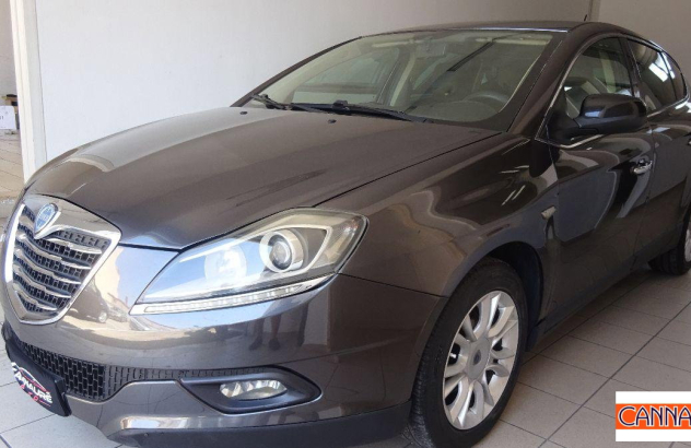 LANCIA Delta 1.6 MJT DPF Silver Diesel 2012