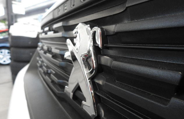 PEUGEOT Partner BlueHDi 120 Active Diesel 2021