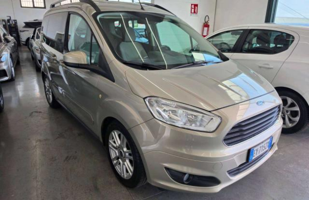 FORD Tourneo Courier  Diesel 2015