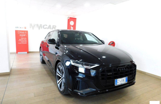 AUDI Q8  Elettrica-Diesel 2019