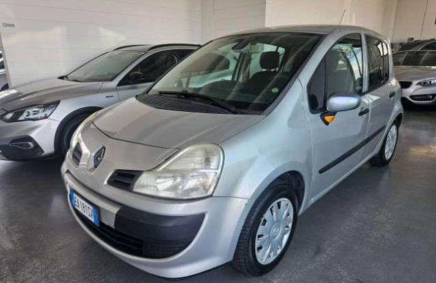 RENAULT Modus  Benzina 2010